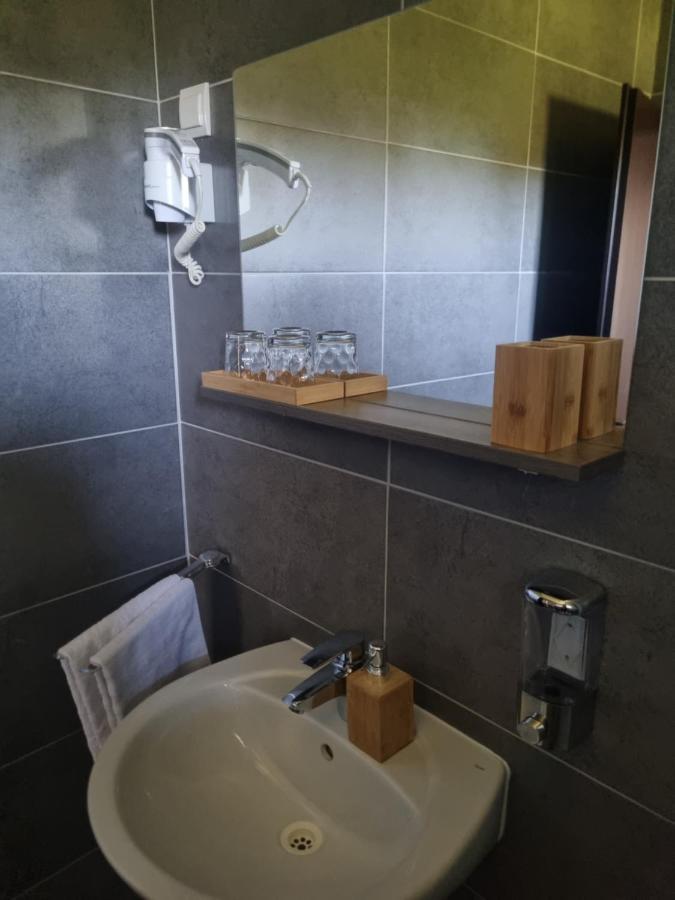 4 Seasons Guest House Rakovica Eksteriør bilde